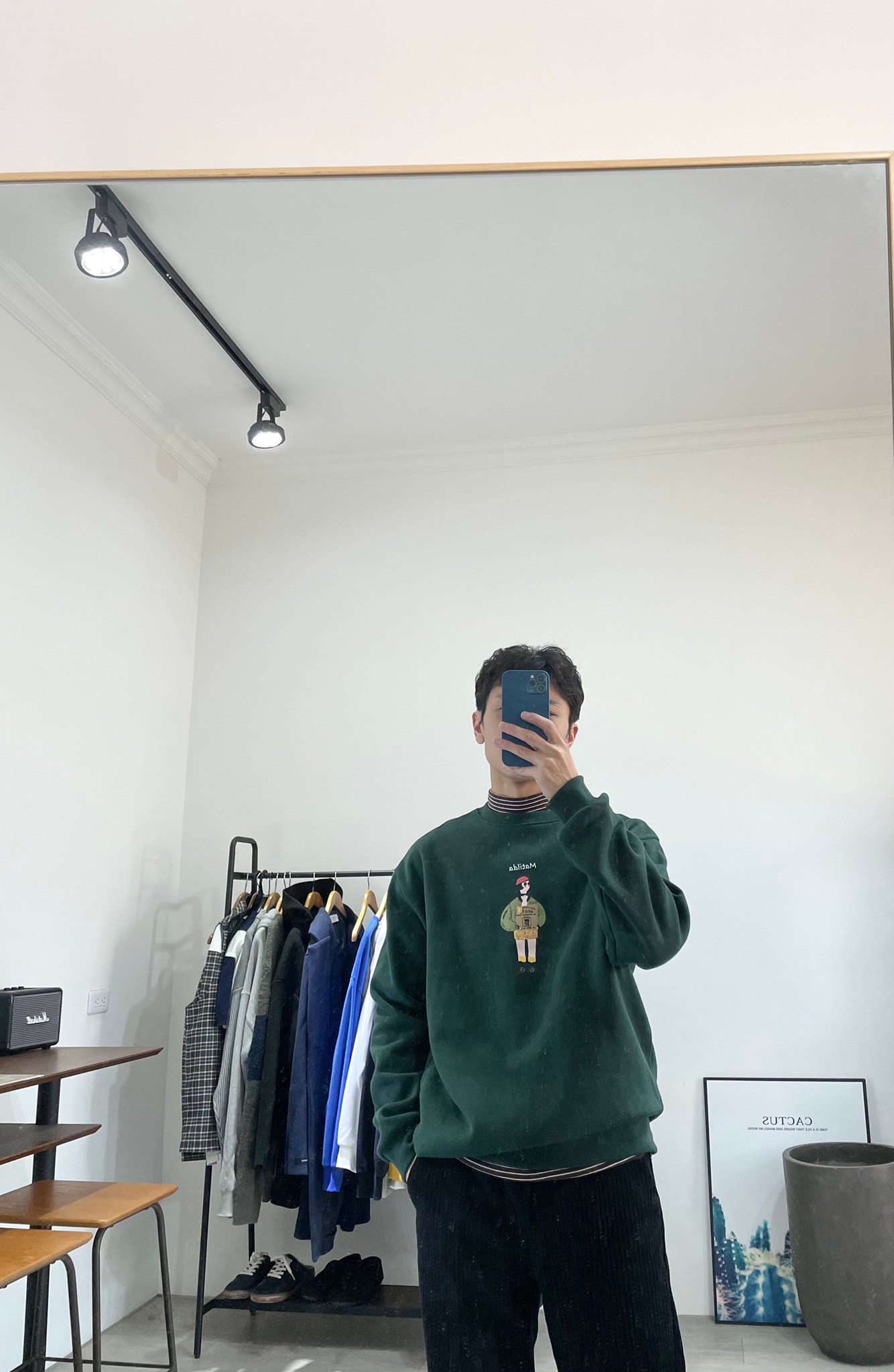 男士穿搭不出错攻略照着穿即可,男士必备的五件穿搭单品