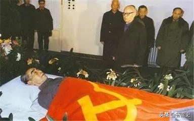 中国历史上卓越的领导人—周恩来！