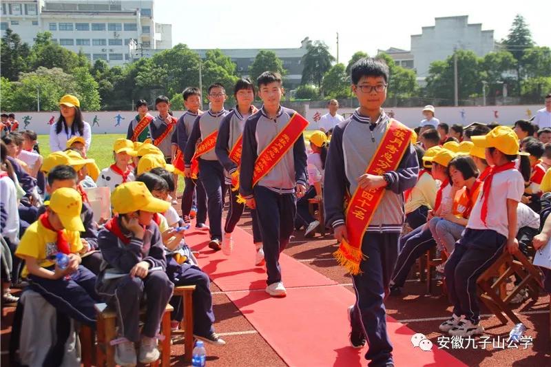 安徽省青华公学体考,安徽青华公学2015届