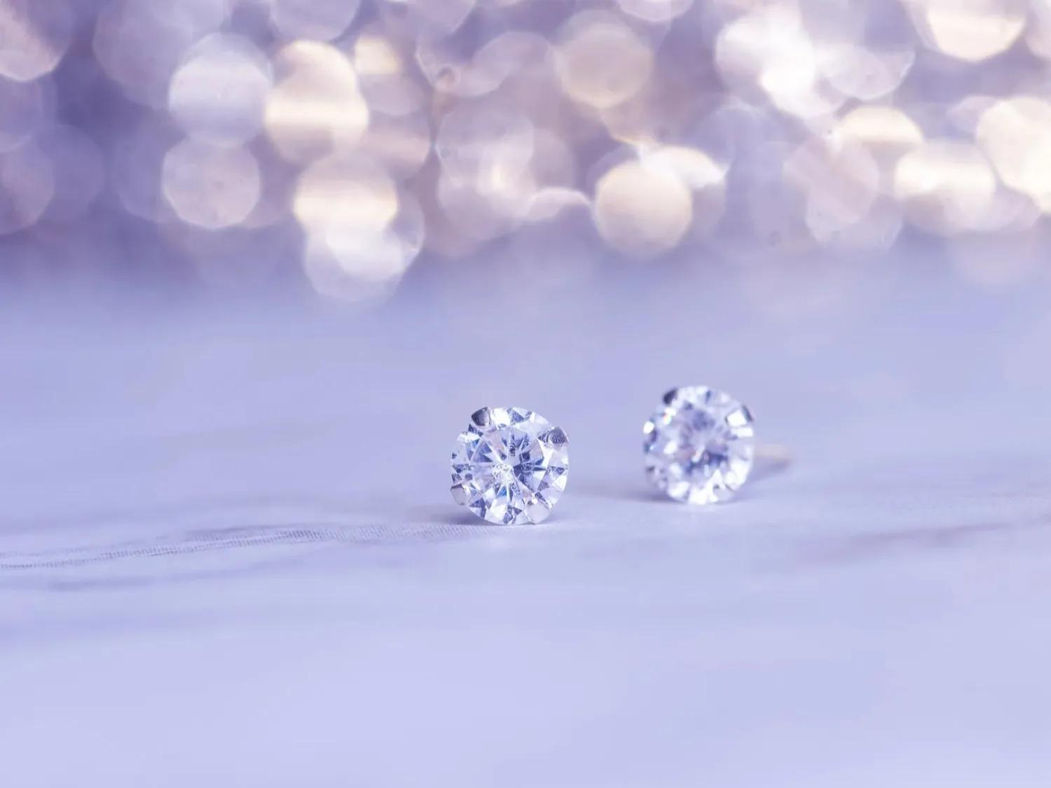 这样买钻石更省钱结婚必看,结婚钻石一般买什么级别