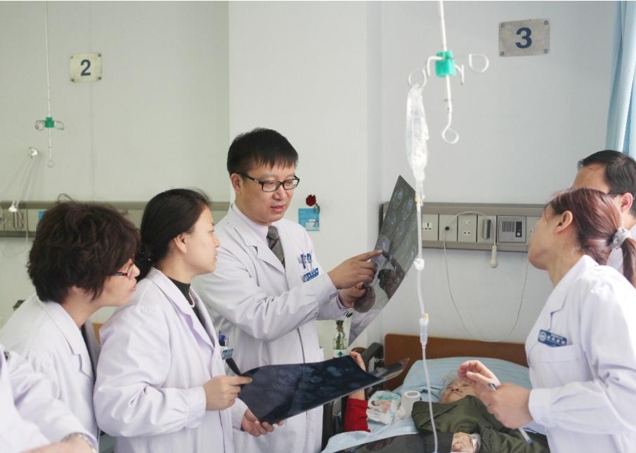 2022临床医学专业就业前景怎么样,临床医学哪个专业前景最好