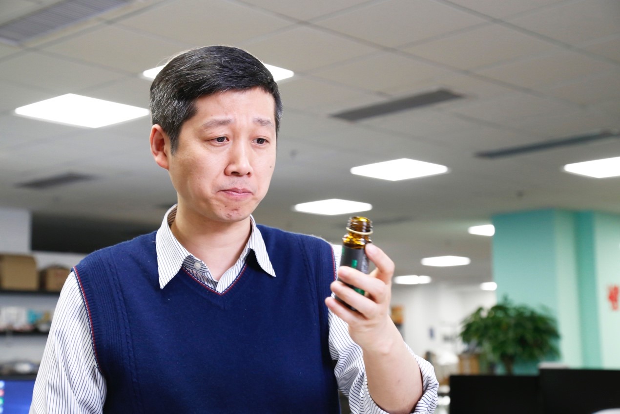 浙大硬核老爸自掏100万,浙大毕业硬核老爸