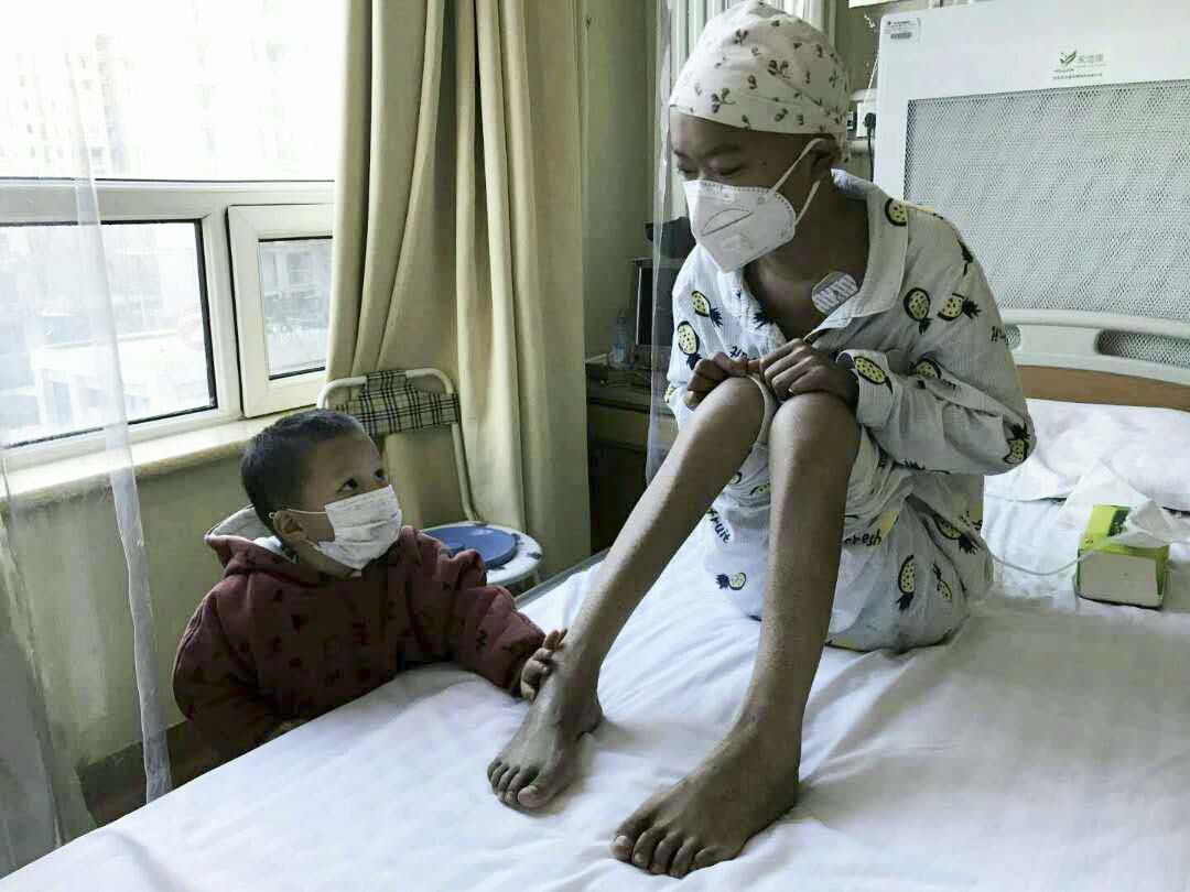 24岁大学生写下遗书,14岁的女孩写下的遗书