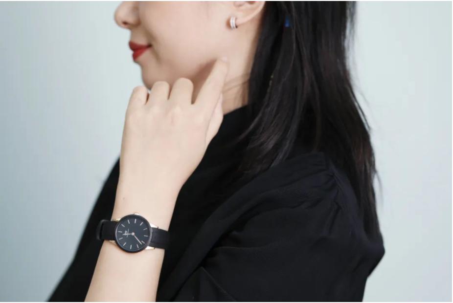 dw手表怎么样值得入手,为什么一堆便宜的dw手表