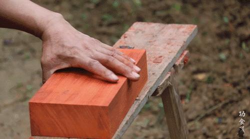 近日李子柒视频走红,李子柒爷爷最火视频