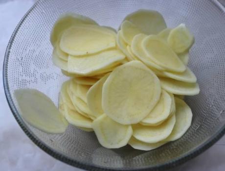 炸薯片怎么做才会酥脆不软,炸薯片怎么炸又香又脆又好吃