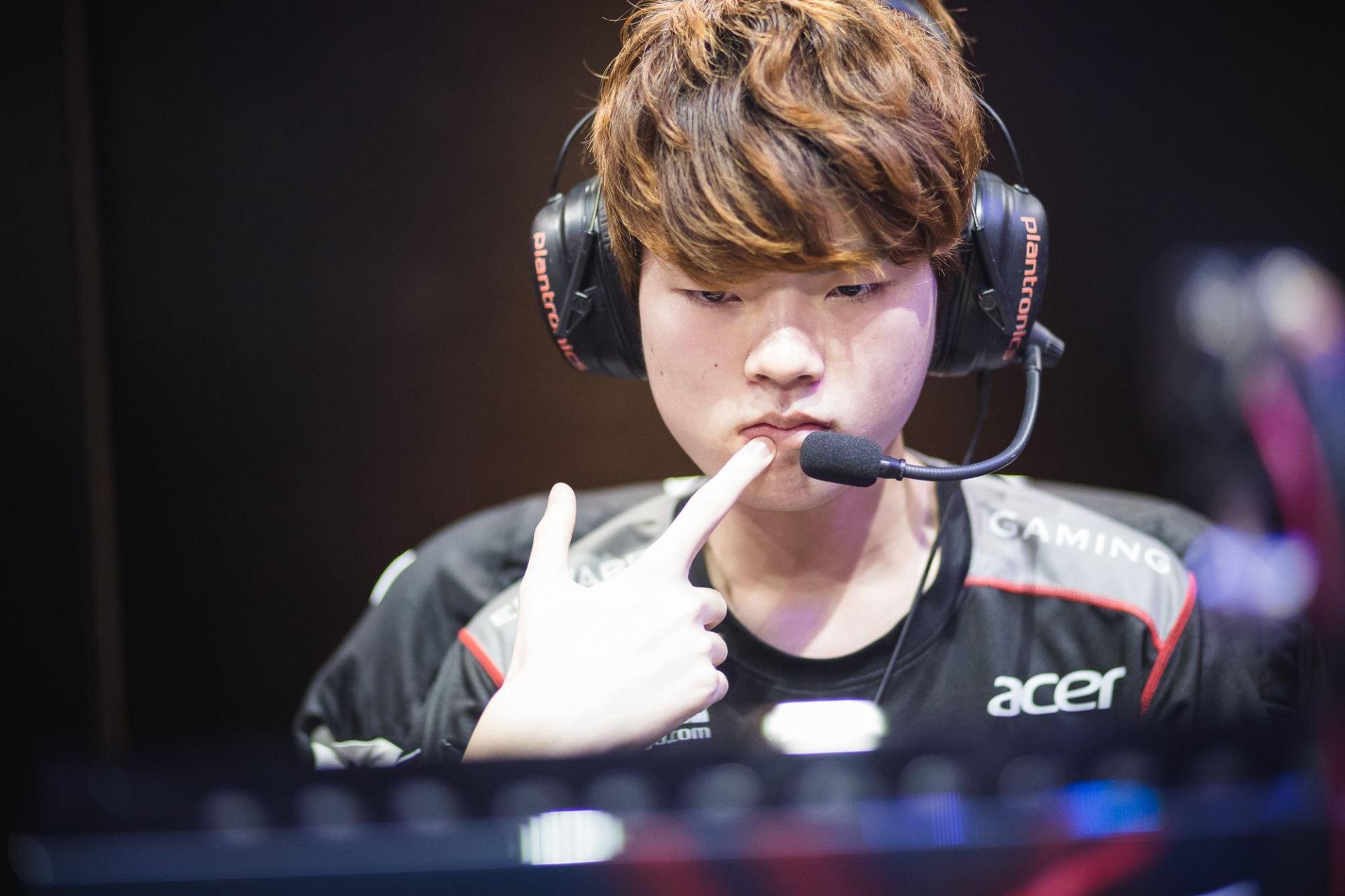 纯ad伊泽瑞尔,伊泽瑞尔s8.5视频