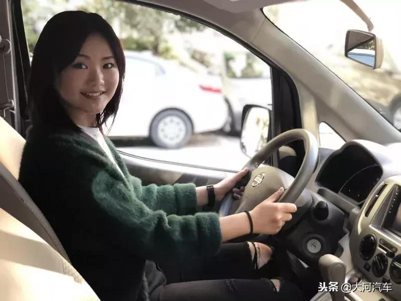 nv200驾驶感受对比面包车,nv200超车和爬坡