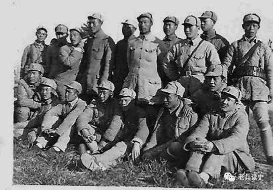 建国前后中央军委组建的26个三级军区