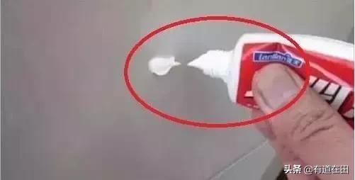 补漆修复汽车刮痕避坑,汽车有划痕没伤到漆多少钱维修