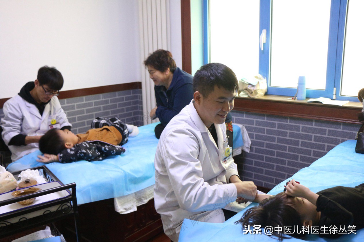 咳嗽肺炎了怎样治疗,感冒咳嗽肺炎吐灰痰