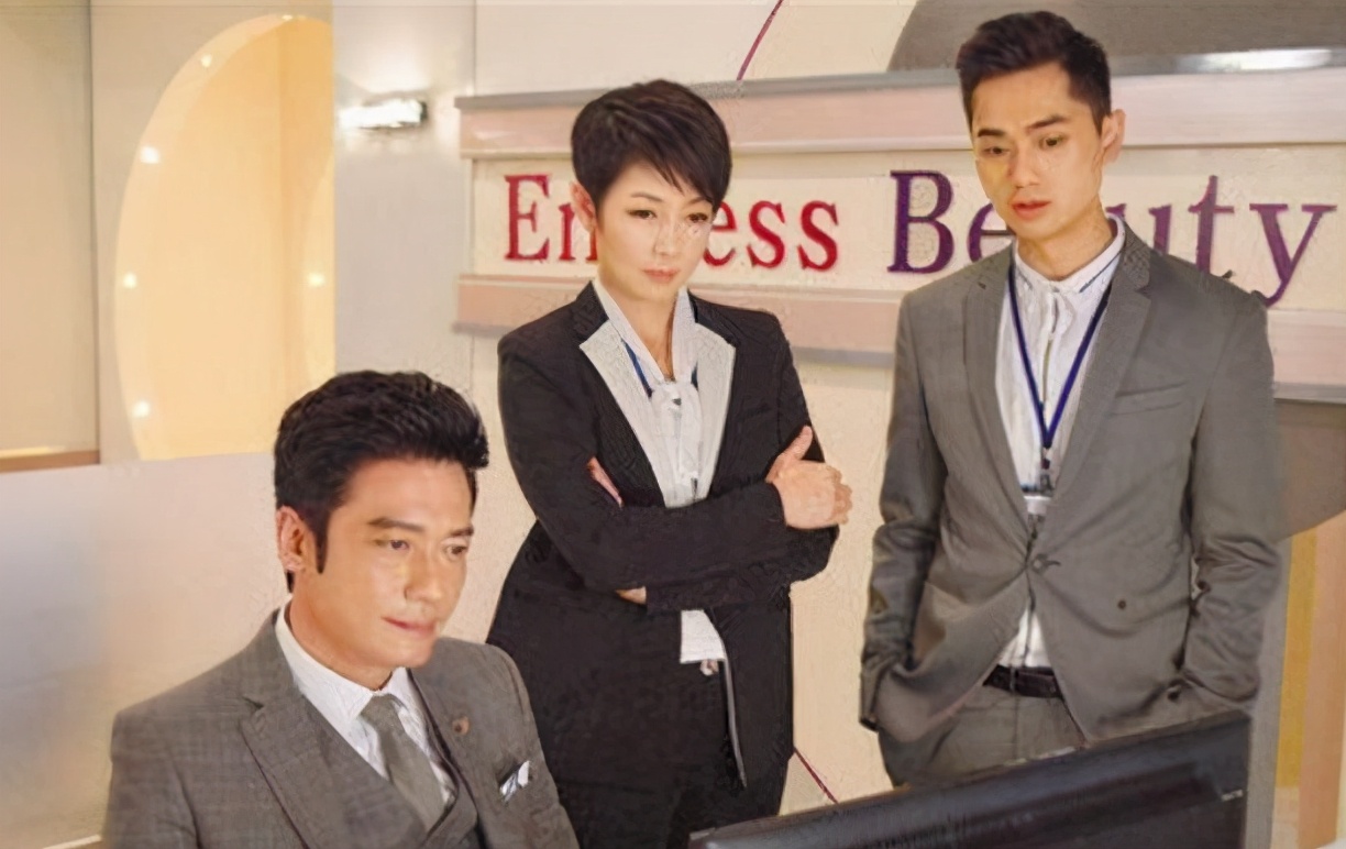 秦沛女儿郑俊弘照片,郑俊弘和秦沛的女儿