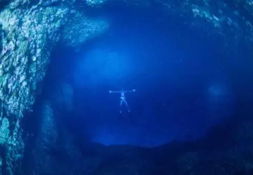 帕劳自由潜水完整视频,帕劳自由潜水玩法