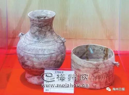 浜斿崕瓒崇悆涔嬩埂鍥剧墖,瓒崇悆涔嬩埂