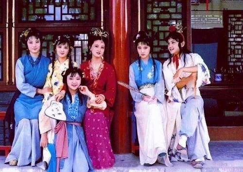 赵姨娘施法被揭穿了吗,赵姨娘用巫术被发现了吗