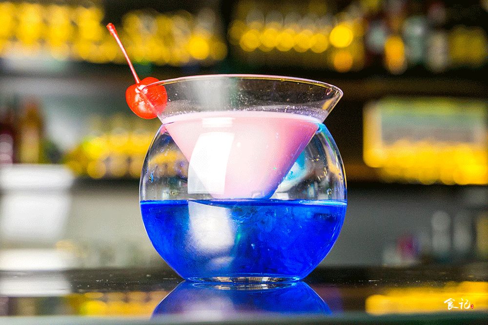 写字楼里的观景酒馆,写字楼里面的酒馆