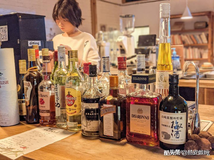 谷歌pixel4,pixel4xl最大亮度