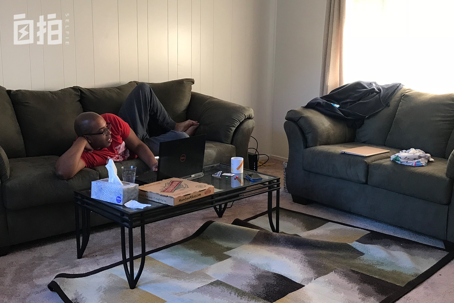 我在美国交了黑人男友，相处两年多，不敢告诉爸妈我们仍在一起