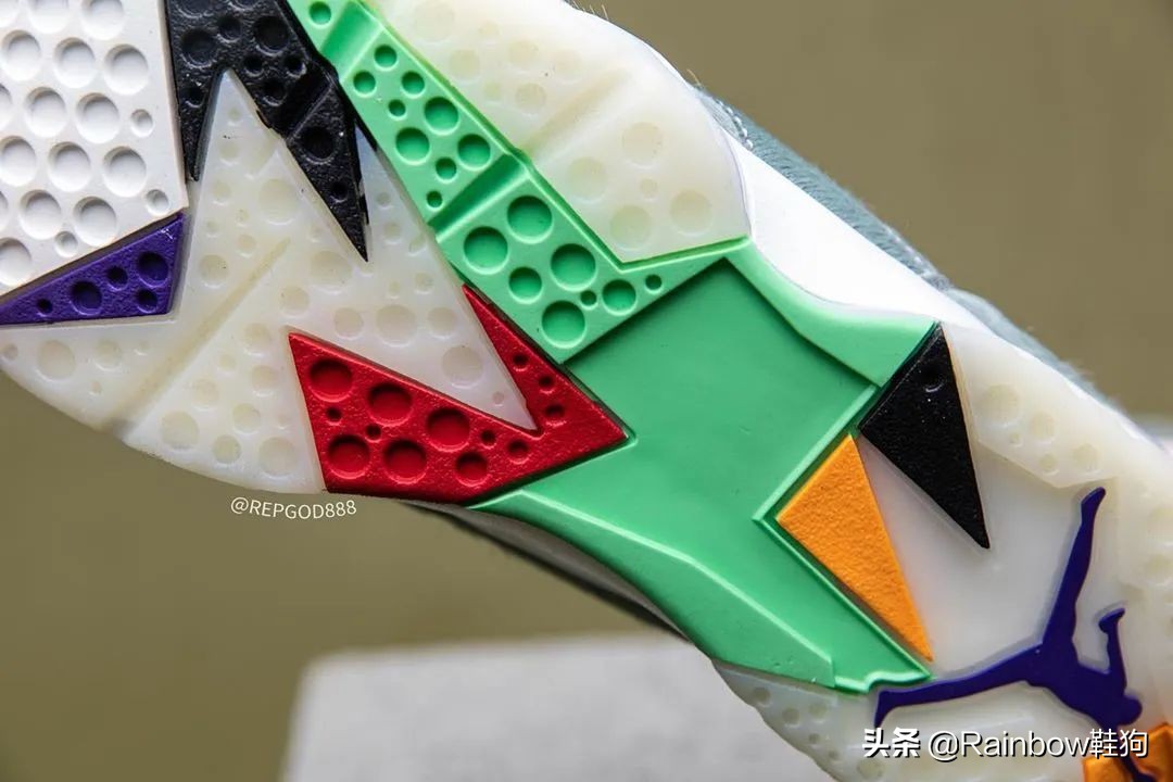 aj7兔八哥2015怎么搭配衣服,aj7兔八哥元年复刻