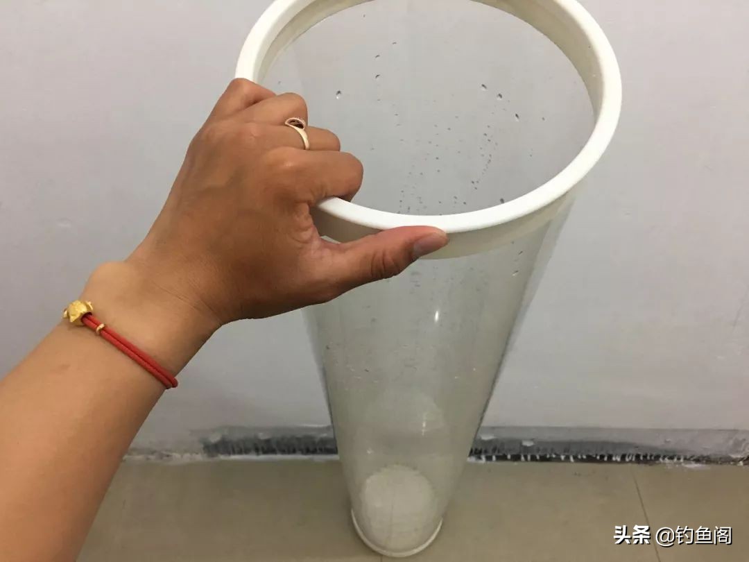 新手带钩调漂最简单方法,新手钓鲤鱼的最佳调漂方法