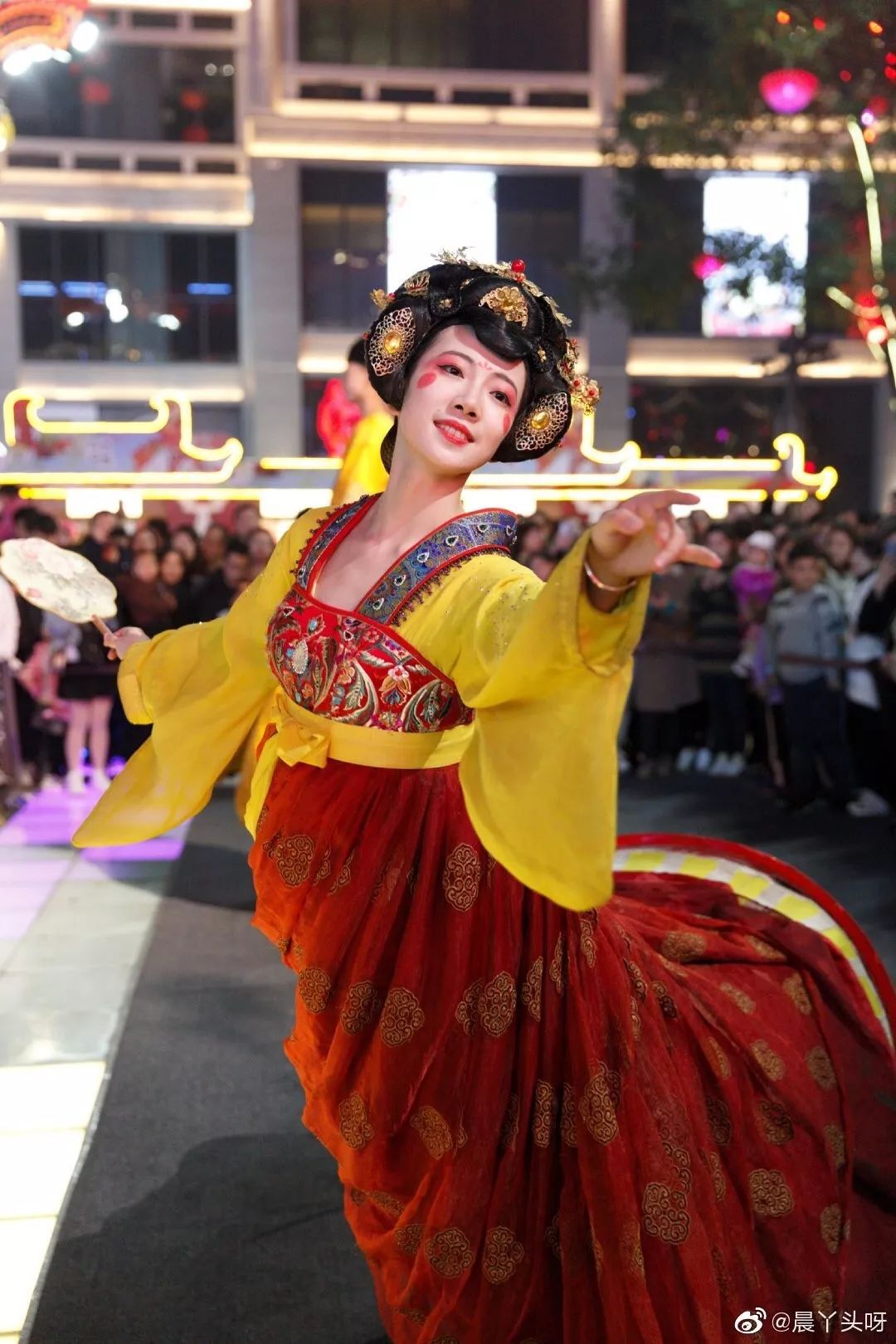 80后95后不倒翁小姐姐现状,90后不倒翁小姐姐抖音