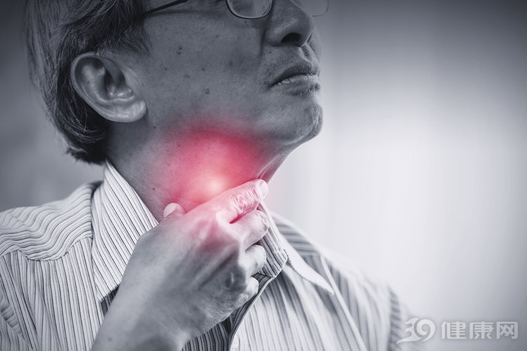 声音嘶哑两个月了是喉癌吗,医生提醒不要频繁清咽易损伤声带