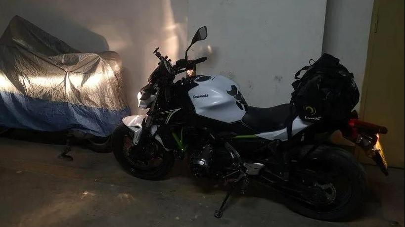 贵阳小伙骑摩托到拉萨,贵州小伙骑川崎去西藏