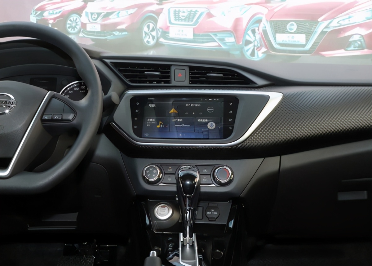 天籁火了，轩逸大卖，但可惜这台蓝鸟却销量口碑都难上加难