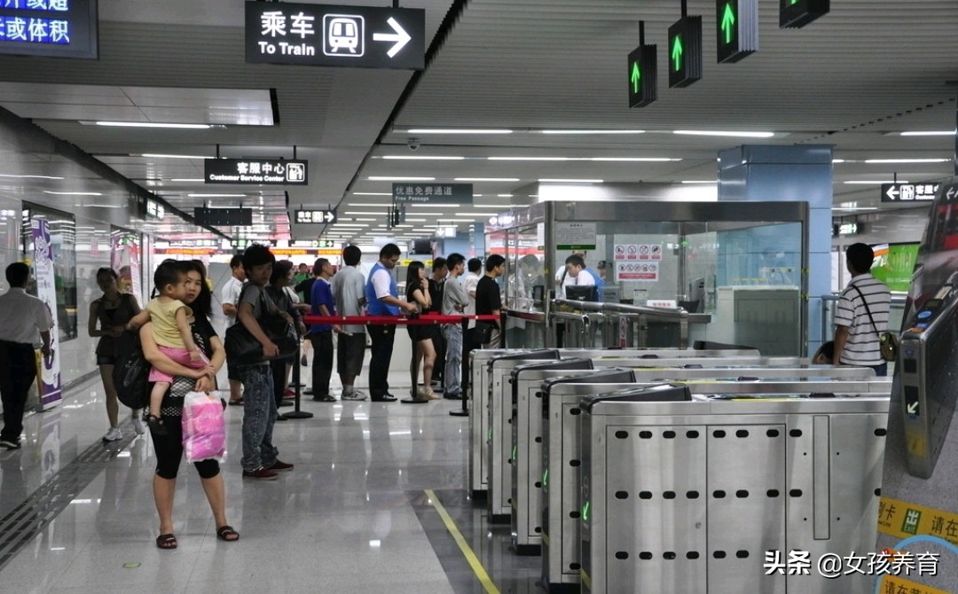 你眼中的父亲,致我们心中无所不能的父亲