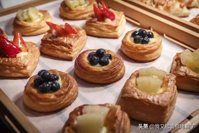 教你赚钱项目,做烘焙培训班赚钱的方法