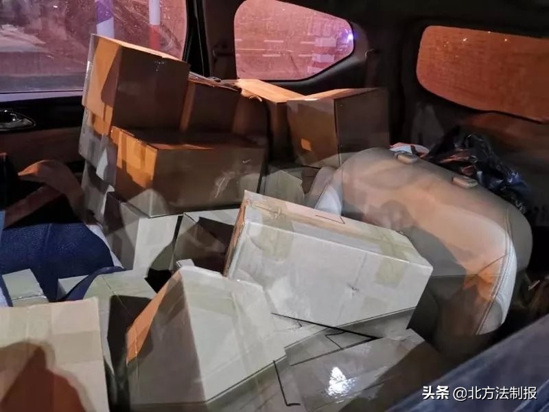 杭州警方查获2000余支笑气,警方破获涉笑气贩毒案