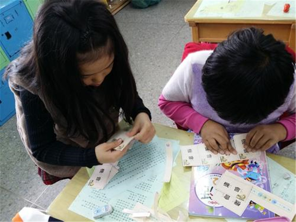 孩子好胜心强接受不了失败怎么办,如何培养孩子内心强大不受欺负