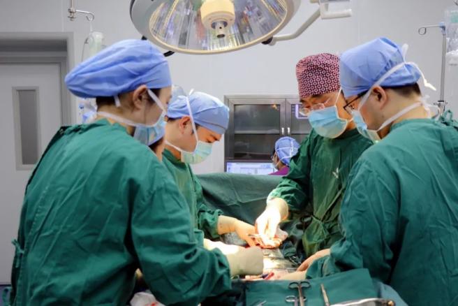 膀胱癌全切再造新膀胱并发症,膀胱全切输尿管皮肤造口术