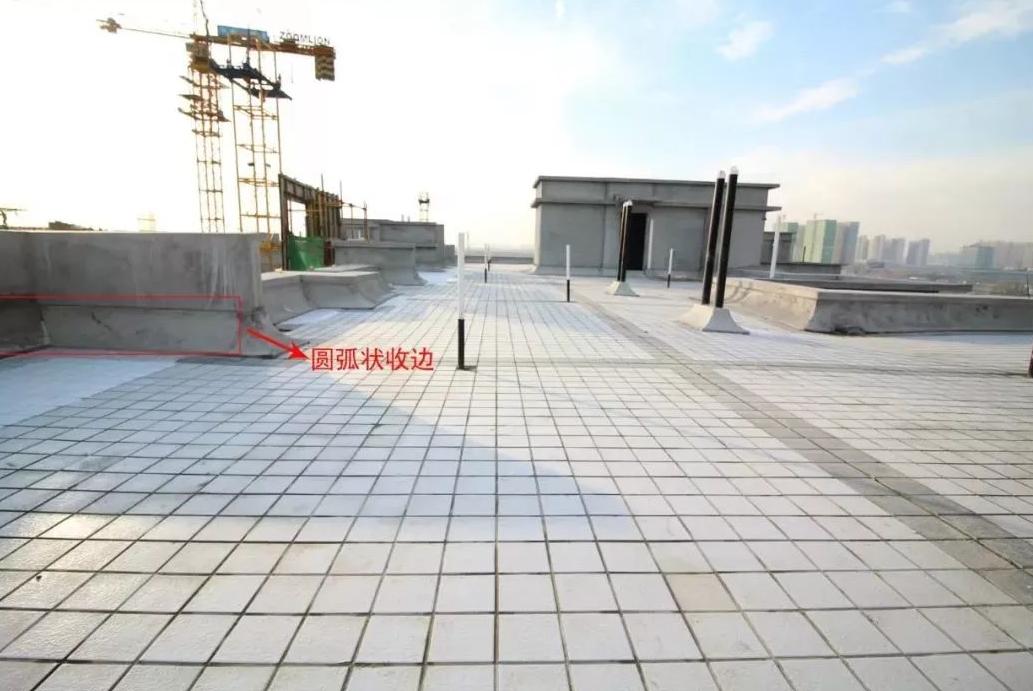 防水卷材做屋面防水需哪些工具,屋面防水施工应先做哪里的防水