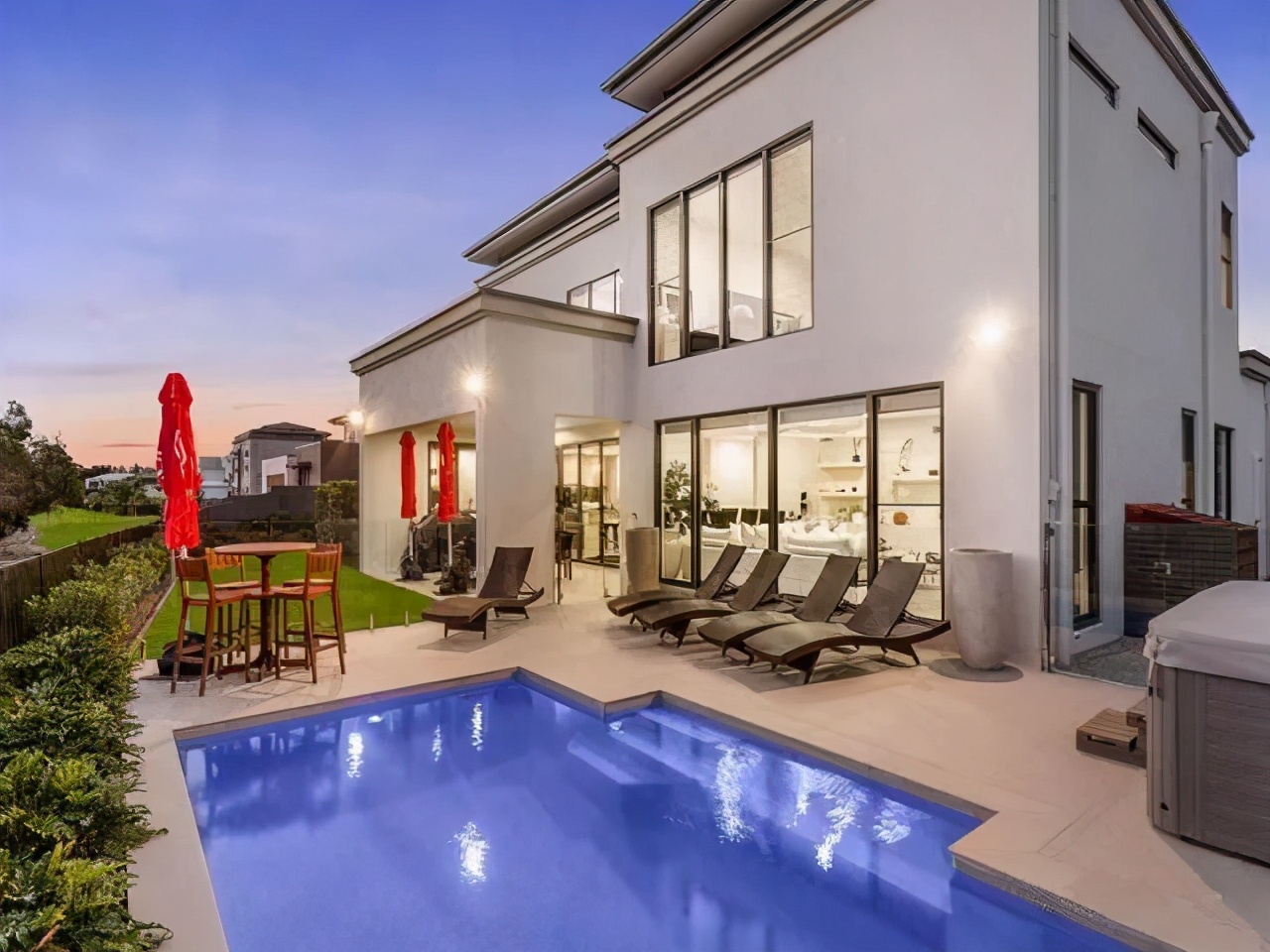 负一层泳池排水处理方法,下沉式二次排水会反臭吗