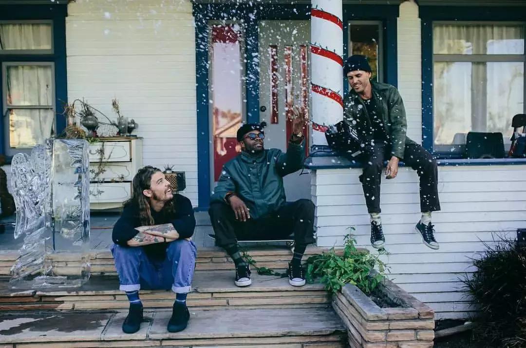 看男生第一眼会看穿搭,看男人的鞋子看品味