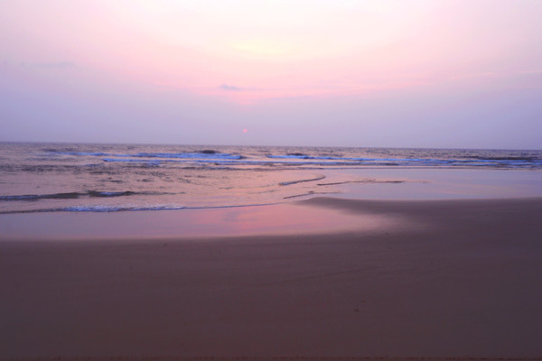 月亮湾海南环岛,月亮湾被称为中国第一滩