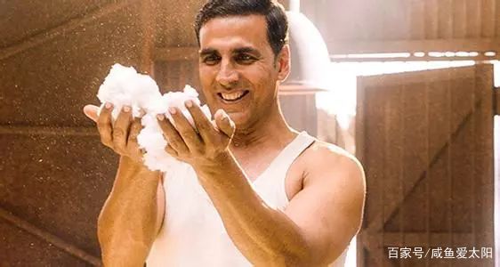 众叛亲离,只为你做一片三无卫生巾!