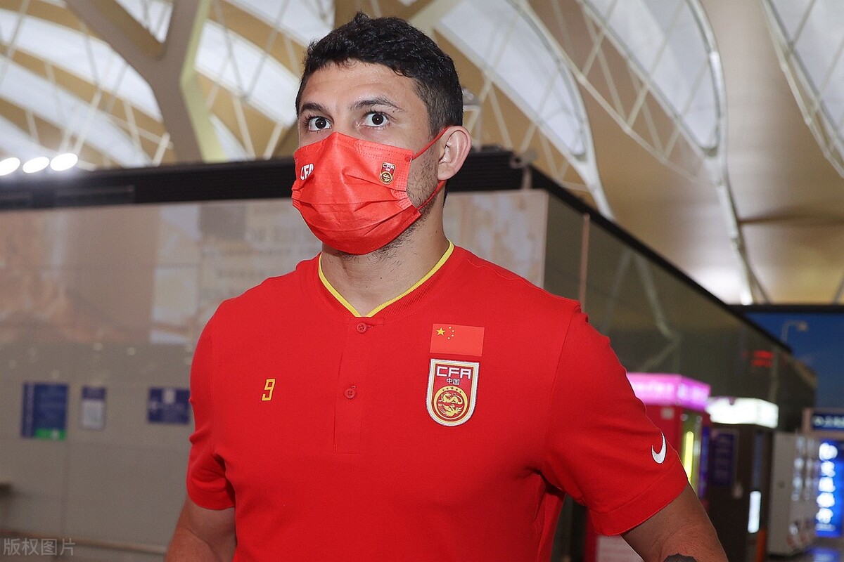 请各位记住，国足最大的特点就是——服输，国足何以胜越南