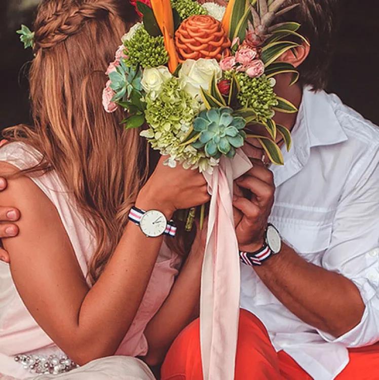 送给爱人的手表的含义,关于爱情的腕表