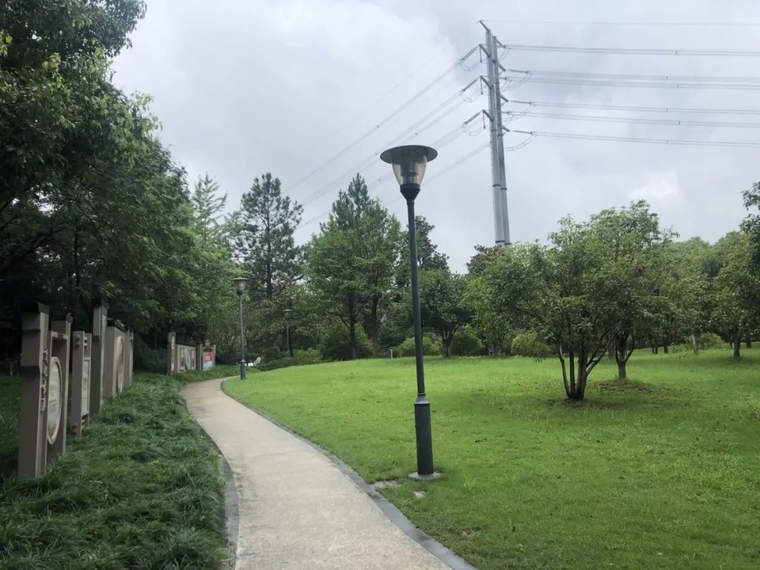 滨江春语蓝庭属于什么板块,滨江春语蓝庭样板房