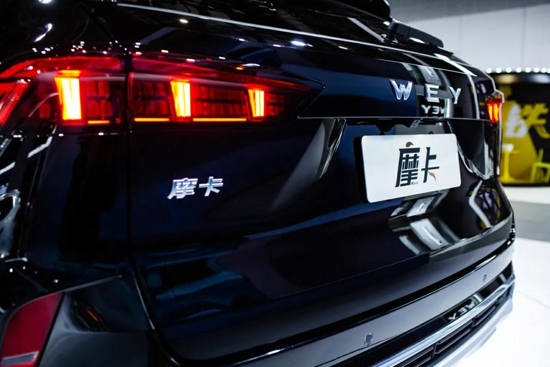 新款摩卡最新落地价格,17万落地买新摩卡