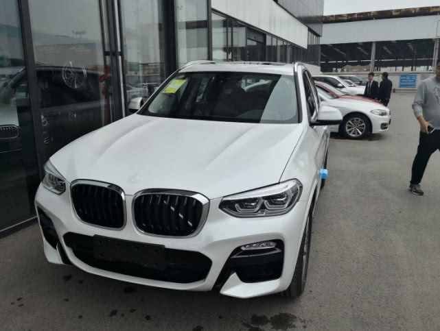 宝马x3试驾感受卖多少钱,宝马x32022款25i试驾视频