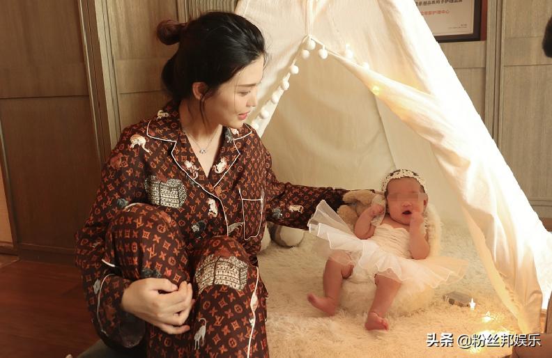 主播李二狗承认有女儿，与小毒液已和平分手，会承担做父亲的义务