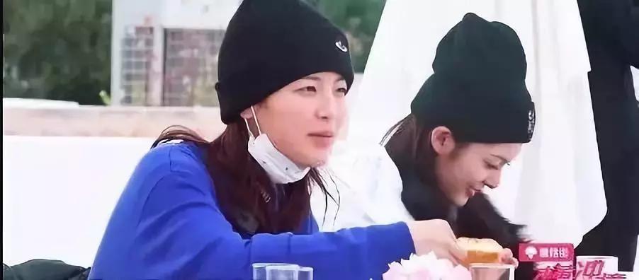 哈哈哈内容引起极度舒适!锦鲤杨超越居然也有丑的时候?