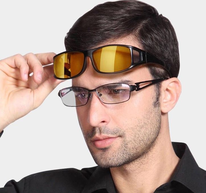 因强光灯导致的车祸怎么判定,被车灯晃眼睛导致事故