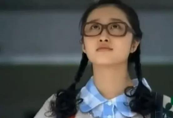 丑女变美后惊艳的瞬间,丑女变身前后对比照片