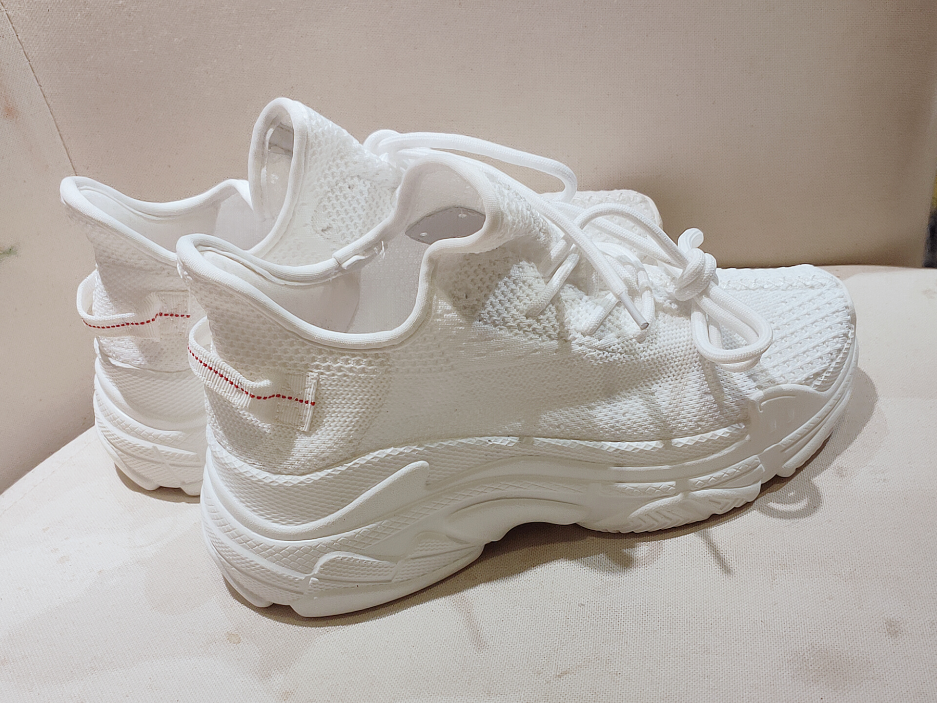 春季新款女鞋网面透气飞织小白鞋,男鞋网红小白鞋飞织透气鞋帆布鞋