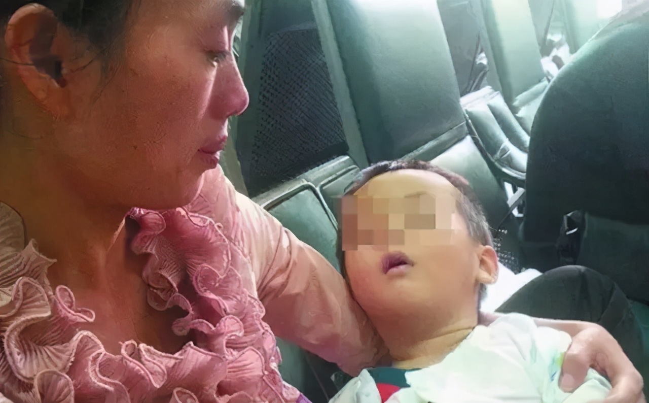 3岁女童剪掉1岁弟弟生殖器：求求你，别再这样逗孩子了…