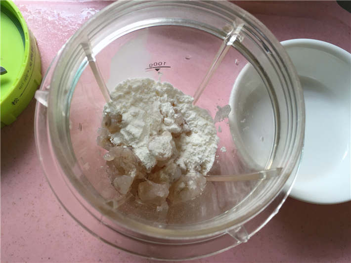 鲜虾藜麦饼辅食,藜麦米虾仁宝宝辅食